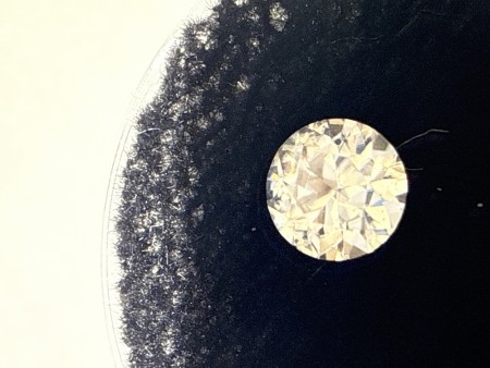 Zirkon blank/klar varmebehandlet  ø 4,6 og 0,56 ct
